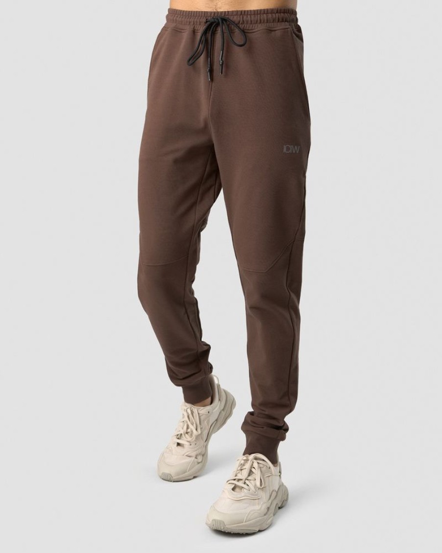 Miehet ICIW Housut | Stride Sweat Pants Men Dark Brown