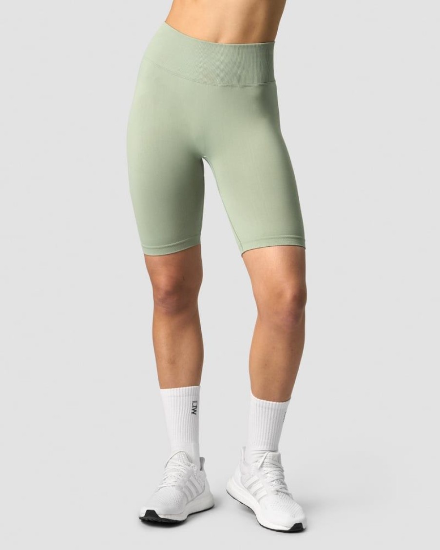 Naiset ICIW Seamless | Define Seamless V-Shape Biker Shorts Light Sage Green